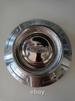 1967-1972. Ford 3/4 Ton F250 F350 Truck Stainless Steel Hubcap 1 Ton USED. USA