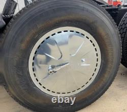 2 Mirror Stainless Steel Aero Wheel Covers for 22.5x8.25 Truck Wheels