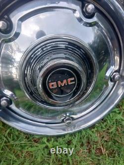 Set Of 4 OEM GMC Hubcaps Wheel Covers 15 Truck Suburban Jimmy Sierra Hub Caps