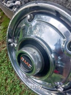 Set Of 4 OEM GMC Hubcaps Wheel Covers 15 Truck Suburban Jimmy Sierra Hub Caps
