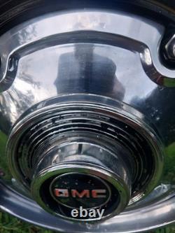 Set Of 4 OEM GMC Hubcaps Wheel Covers 15 Truck Suburban Jimmy Sierra Hub Caps