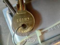 Southco truck tool box Push-to-Close Latch Locking, Stainless Steel